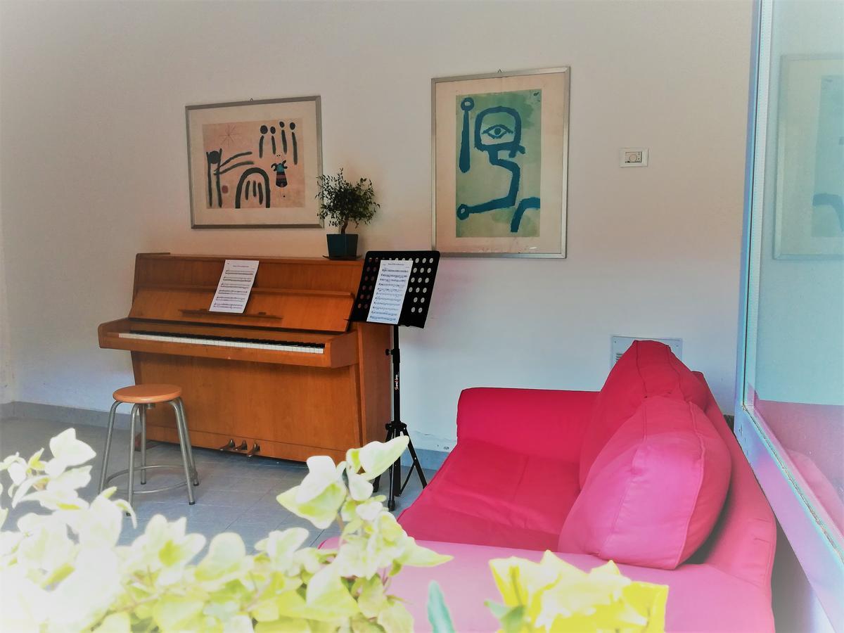 Ostello Residenza Molinatto Oggiono Экстерьер фото