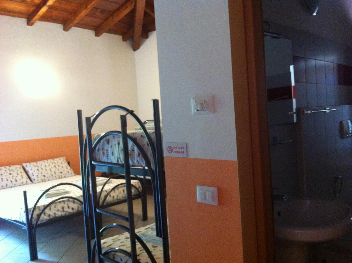 Ostello Residenza Molinatto Oggiono Экстерьер фото
