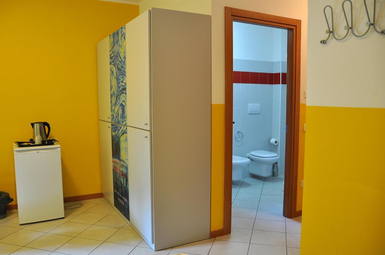 Ostello Residenza Molinatto Oggiono Экстерьер фото