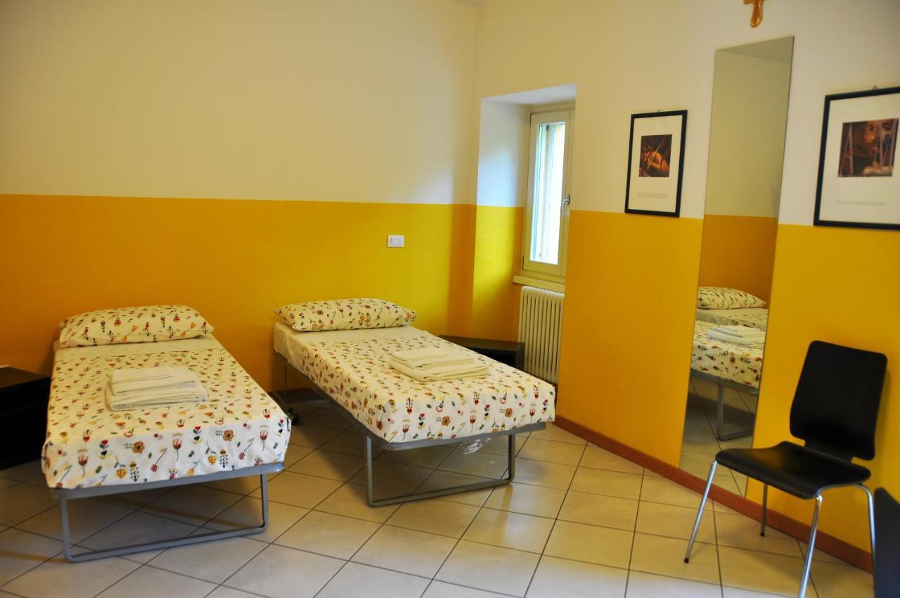 Ostello Residenza Molinatto Oggiono Экстерьер фото