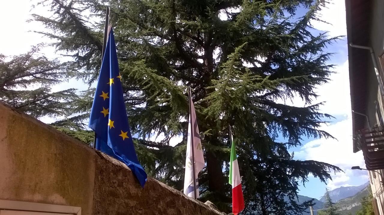 Ostello Residenza Molinatto Oggiono Экстерьер фото